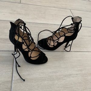 Vince Camuto Open Toe Wrap Heels Size 5.5